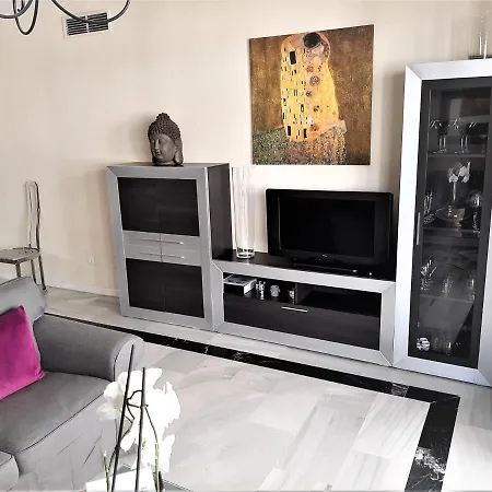 Apartment Sl *